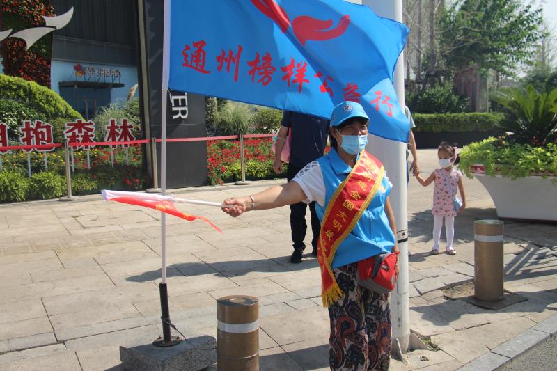 <strong>操小骚逼内射视频</strong>